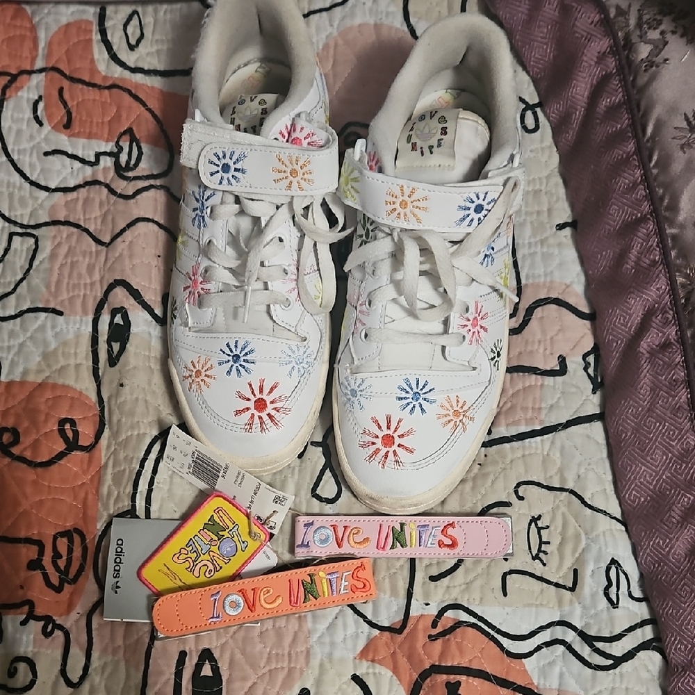 Adidas White and Red Sneakers - Forum Low Pride